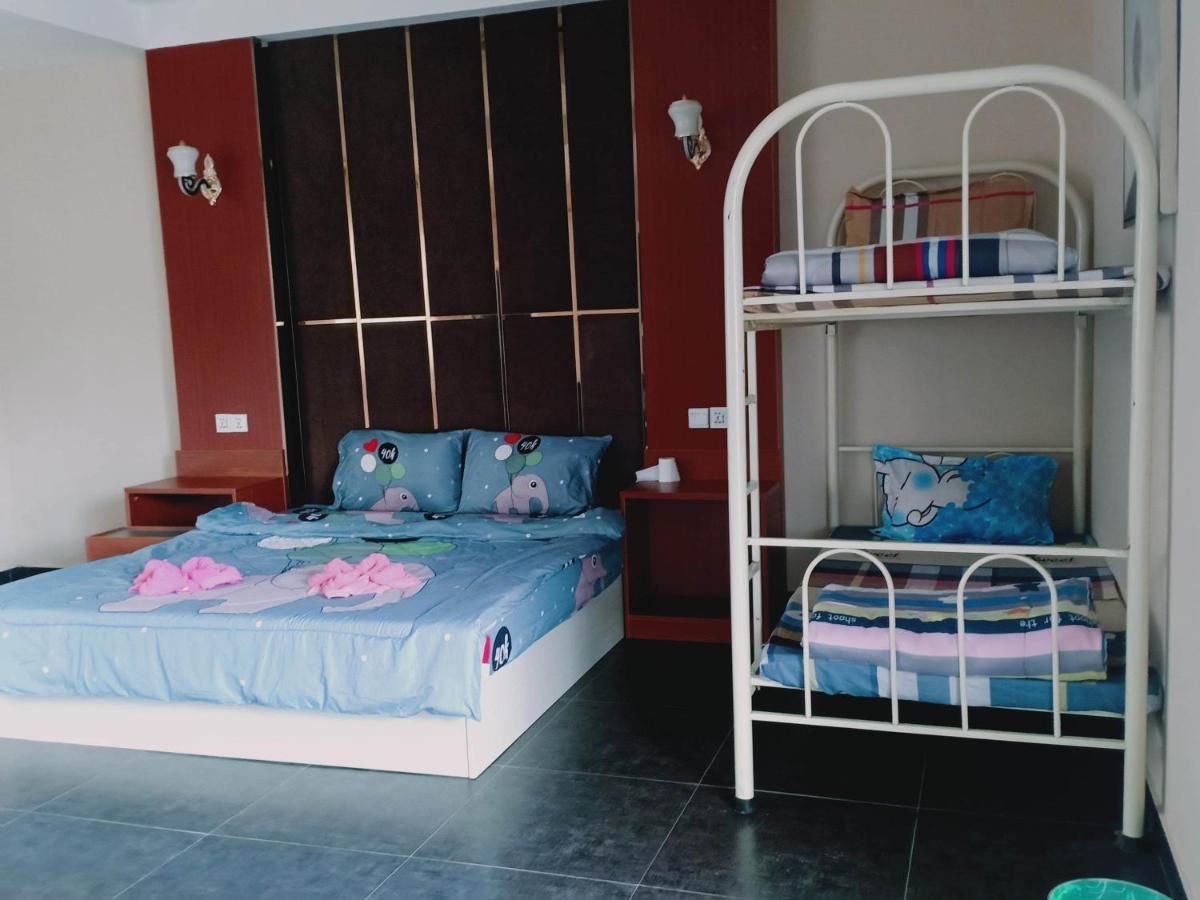 Pat Pat Guesthouse Сиханоуквил Екстериор снимка