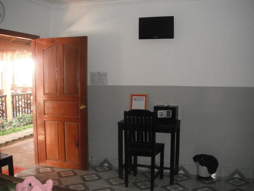 Pat Pat Guesthouse Сиханоуквил Екстериор снимка