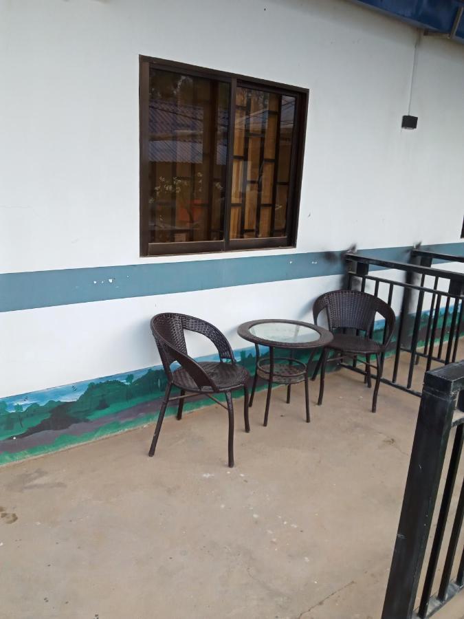 Pat Pat Guesthouse Сиханоуквил Екстериор снимка