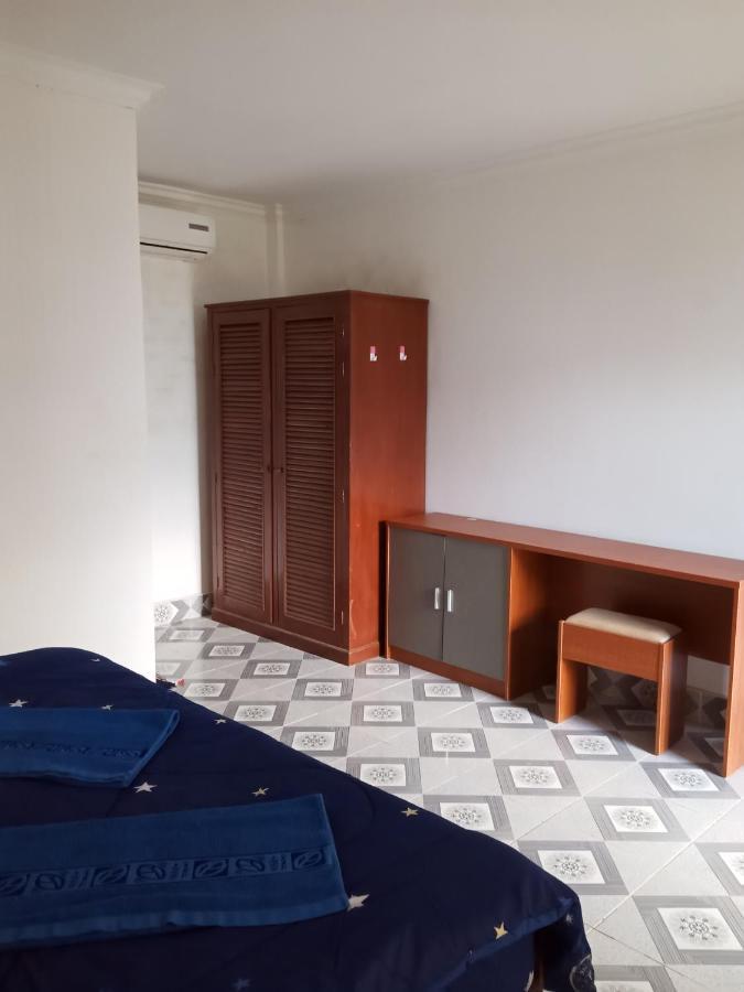 Pat Pat Guesthouse Сиханоуквил Екстериор снимка